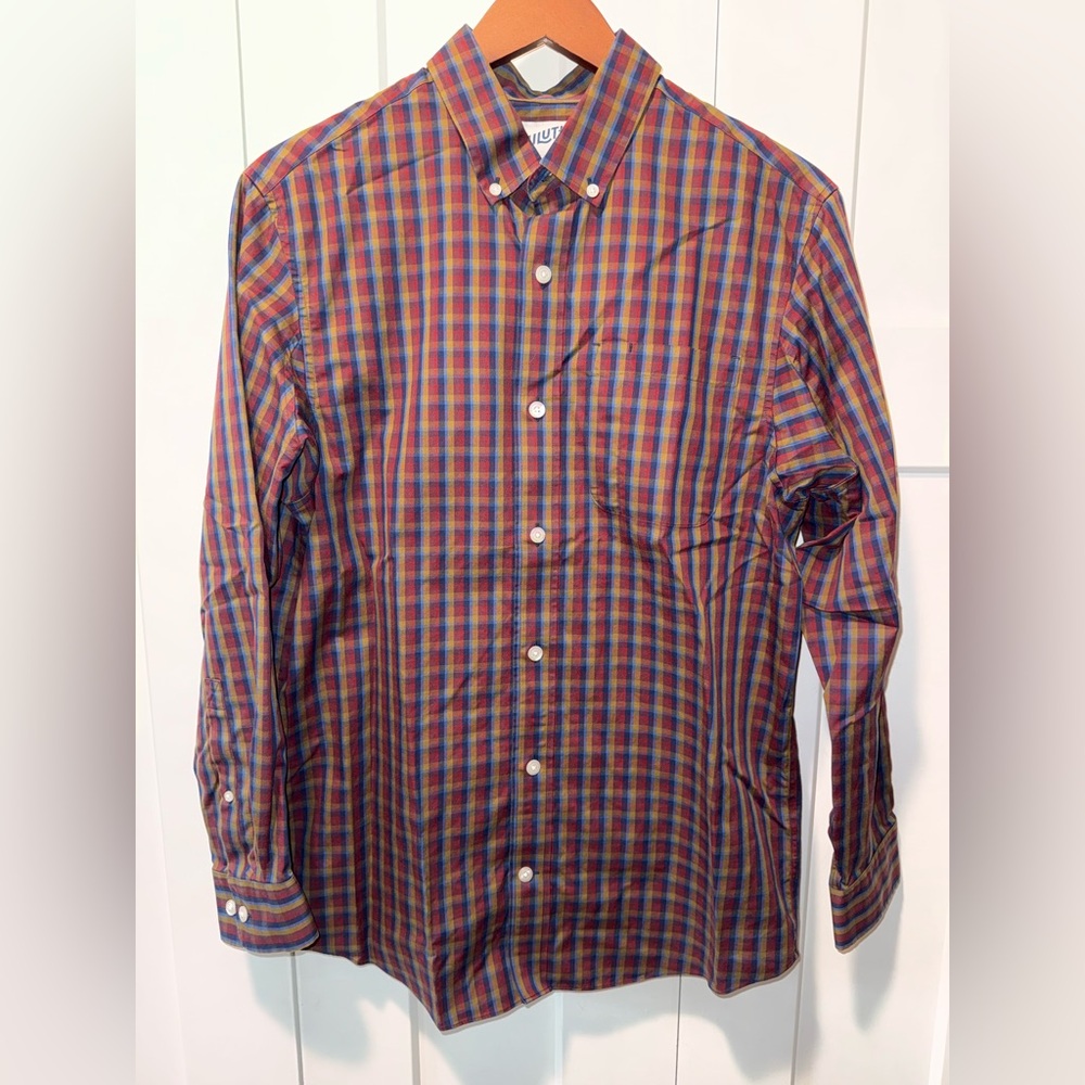 Duluth Trading Co. Men’s Relaxed Fit Button Down Shirt, Size S